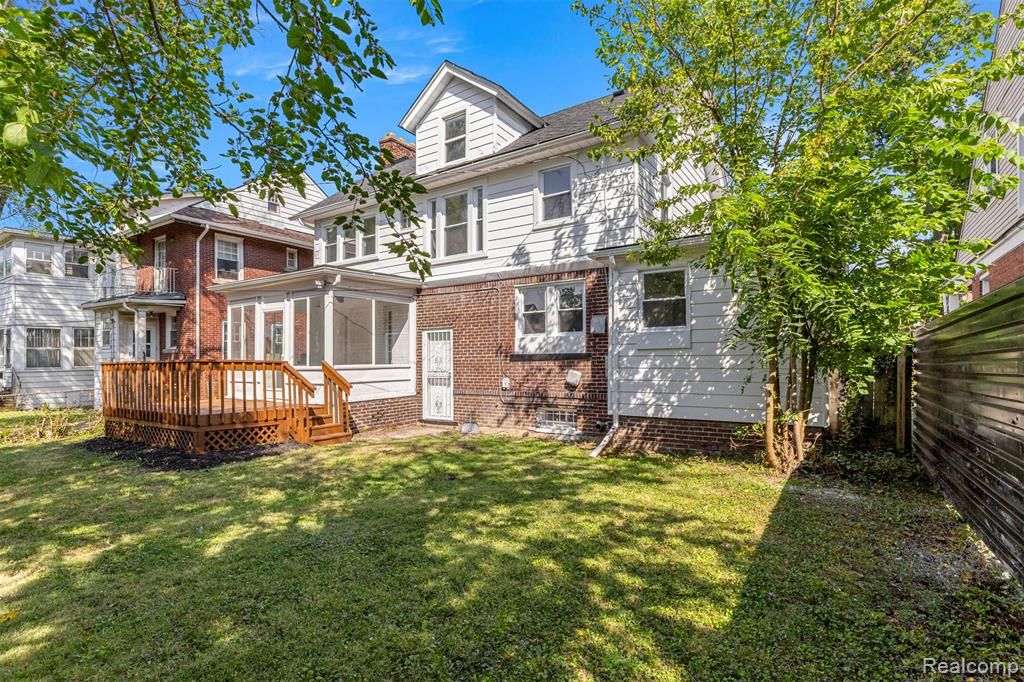 929 Lawrence Street, Detroit, MI 48202 — Photo 34