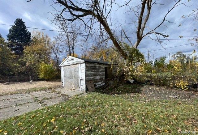 8445 LYFORD Street, Detroit, MI 48234 — Photo 10