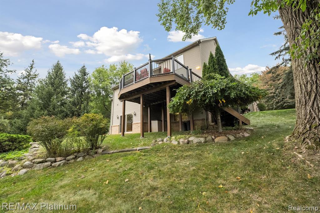 8872 Thornapple Drive, Pinckney, MI 48169 — Photo 64
