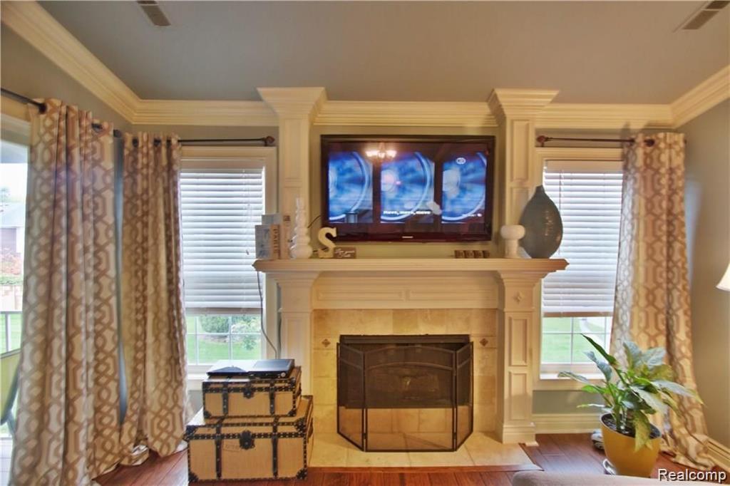 5445 Pine Aires Drive, Sterling Heights, MI 48314 — Photo 4