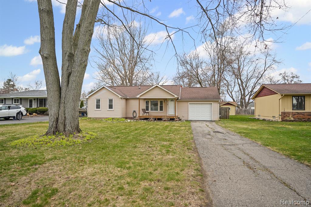 9110 GEORGETTE Street, White Lake, MI — Photo 25