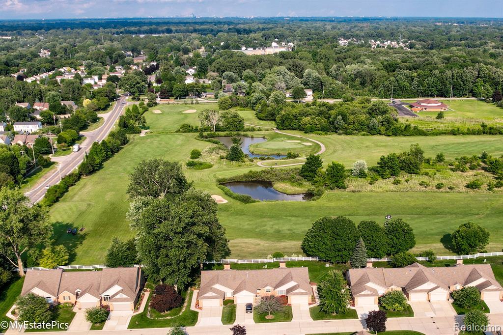 1807 PEBBLE CREEK Drive, Canton, MI 48188 — Photo 54