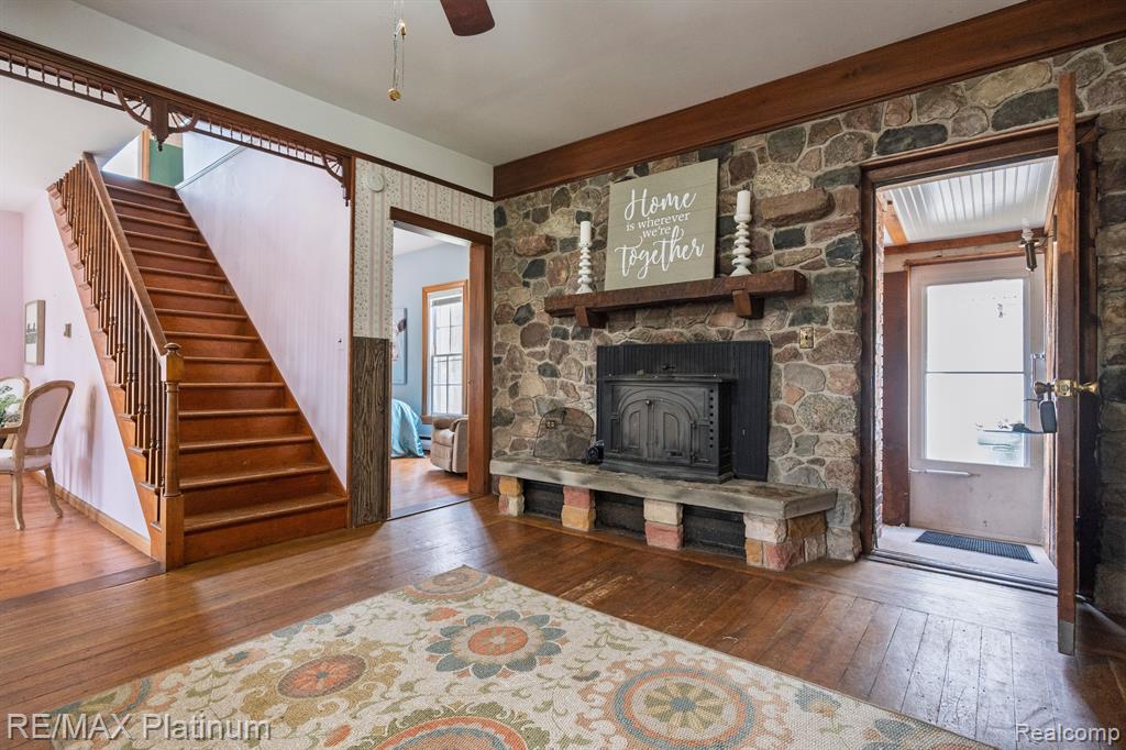 565 SLEAFORD Road, Howell, MI 48843 — Photo 8
