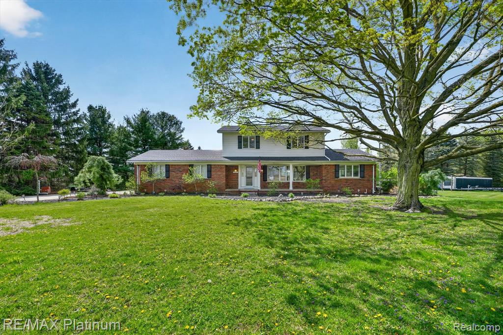 7687 Parshallville Road, Fenton, MI 48430 — Photo 5