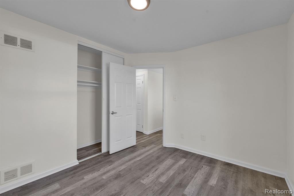 6243 Hunt Street, Romulus, MI 48174 — Photo 17