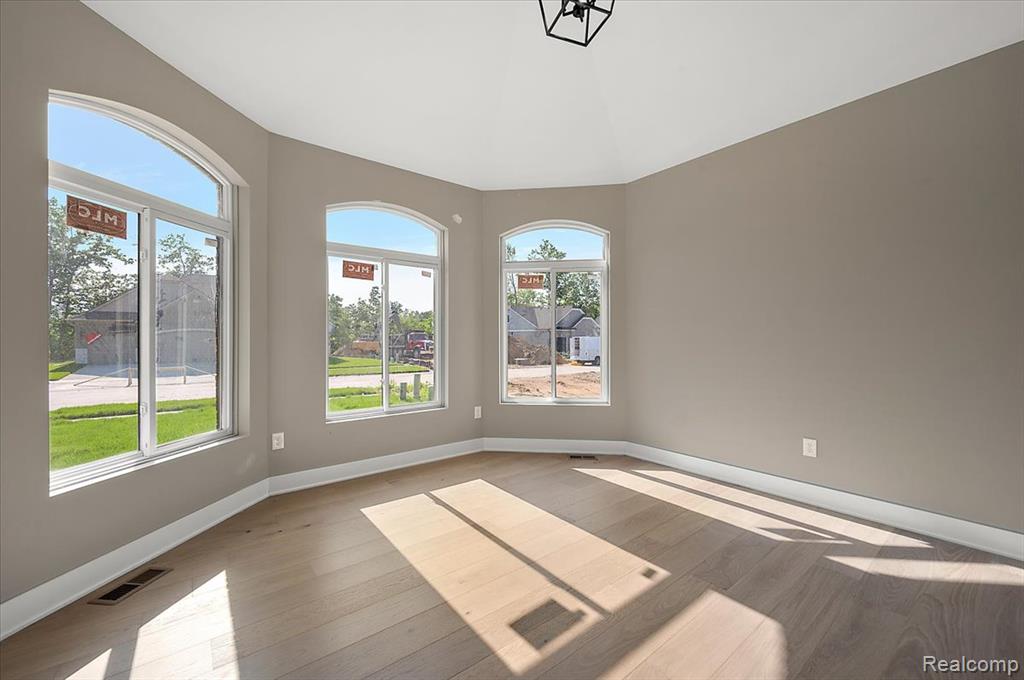 50622 TIMBERSTONE Drive, Macomb, MI 48042 — Photo 38
