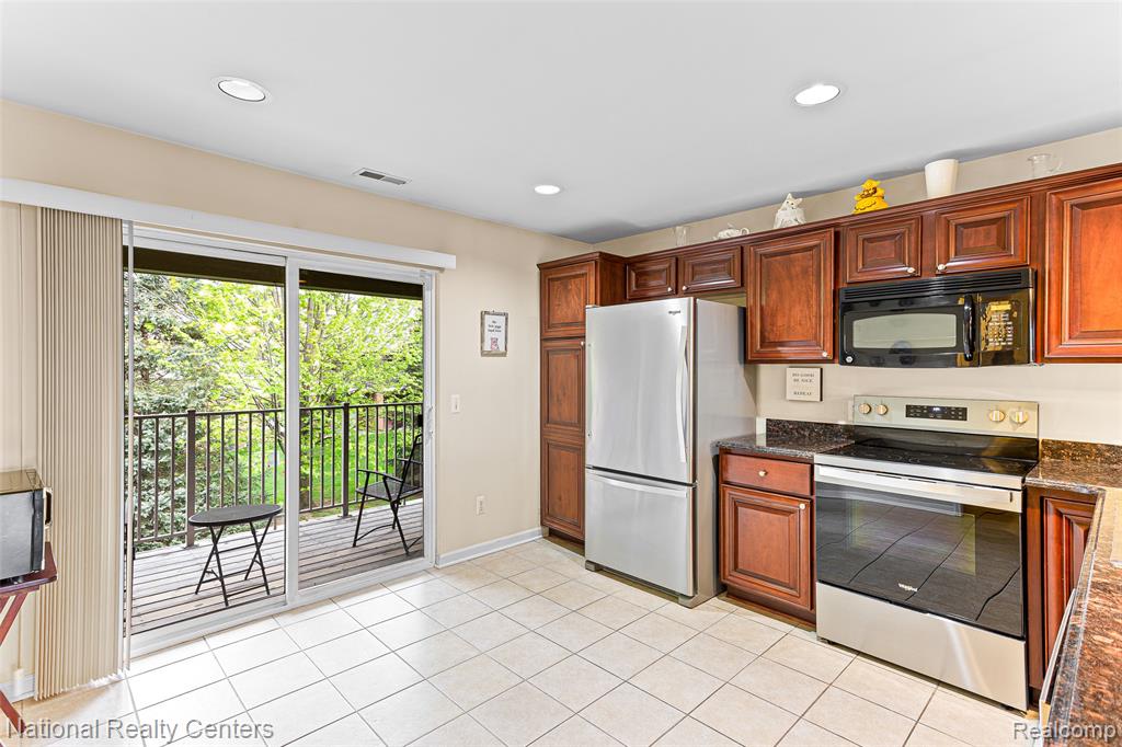 49277 Silver Birch Circle, Shelby Twp, MI 48315 — Photo 12