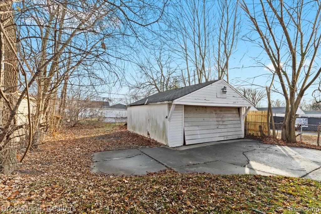 7690 Heyden Street, Detroit, MI 48228 — Photo 20