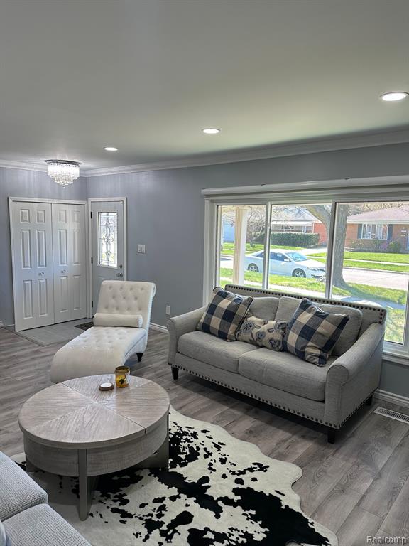 5137 GERALD Street, Warren, MI 48092 — Photo 8