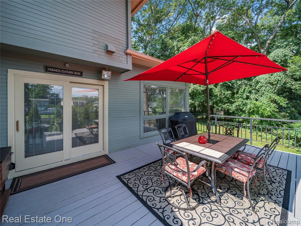 9929 Curie Lane, Pinckney, MI 48169 — Photo 34