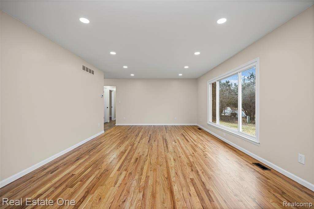 32363 Olde Franklin Drive, Farmington, MI, 48334