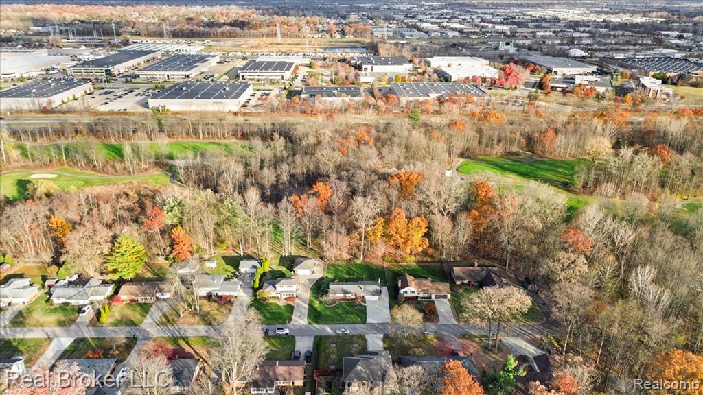 52048 Brentwood Drive, Shelby Twp, MI 48316 — Photo 12