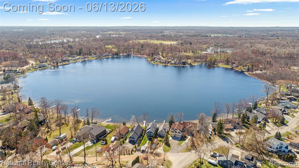 1100 Clearwater Boulevard, White Lake, MI — Photo 10