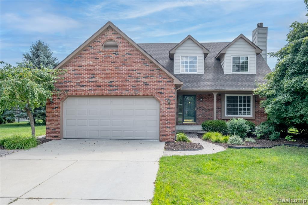 8454 Deer Field Drive, Davison, MI 48423 — front exterior