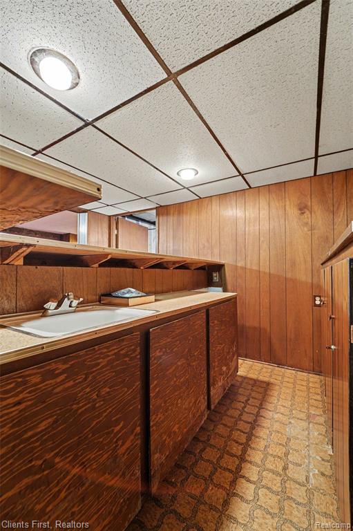 22952 Tuck Road, Farmington, MI 48336 — Photo 20