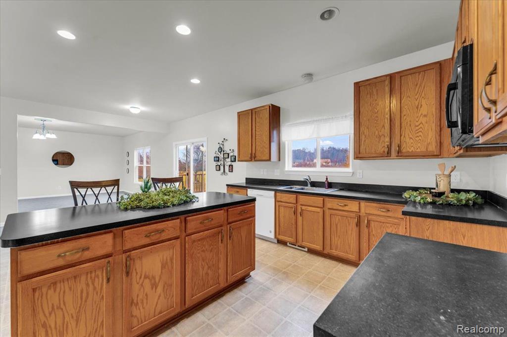 13632 COUNTRY WALK Boulevard, Van Buren, MI 48111 — Photo 10