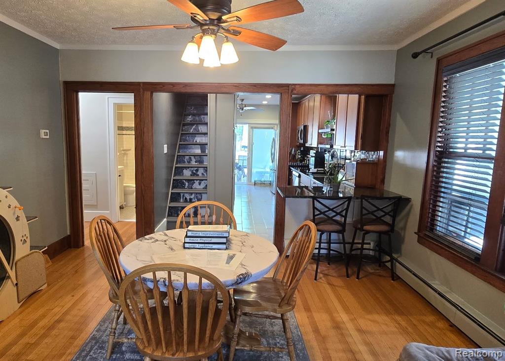 22911 Maple Avenue, Farmington, MI 48336 — Photo 10
