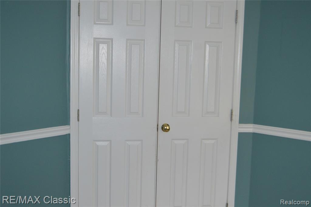 40433 Bluesprings Court, Canton, MI 48188 — Photo 9