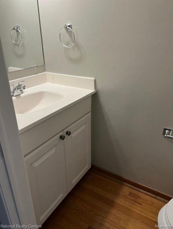 7210 BLUEWATER Drive, Clarkston, MI 48348 — Photo 9