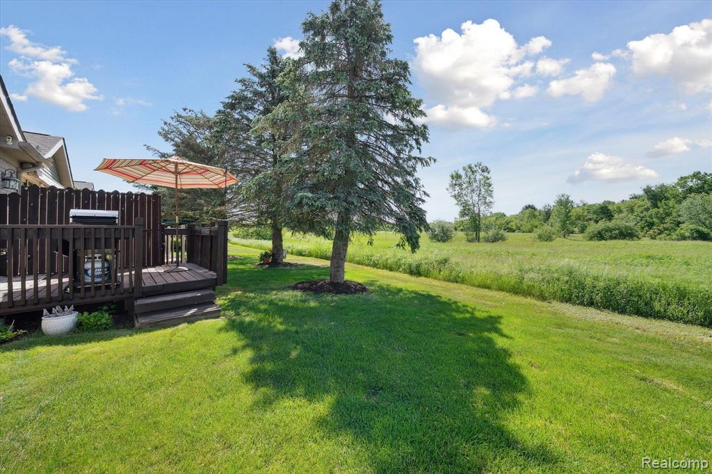 22270 QUAIL RUN Circle, 2, South Lyon, MI 48178 — Photo 46