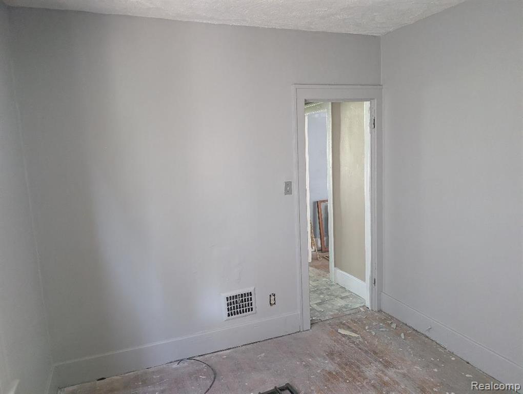 17918 Fleming Street, Hamtramck, MI 48212 — Photo 4