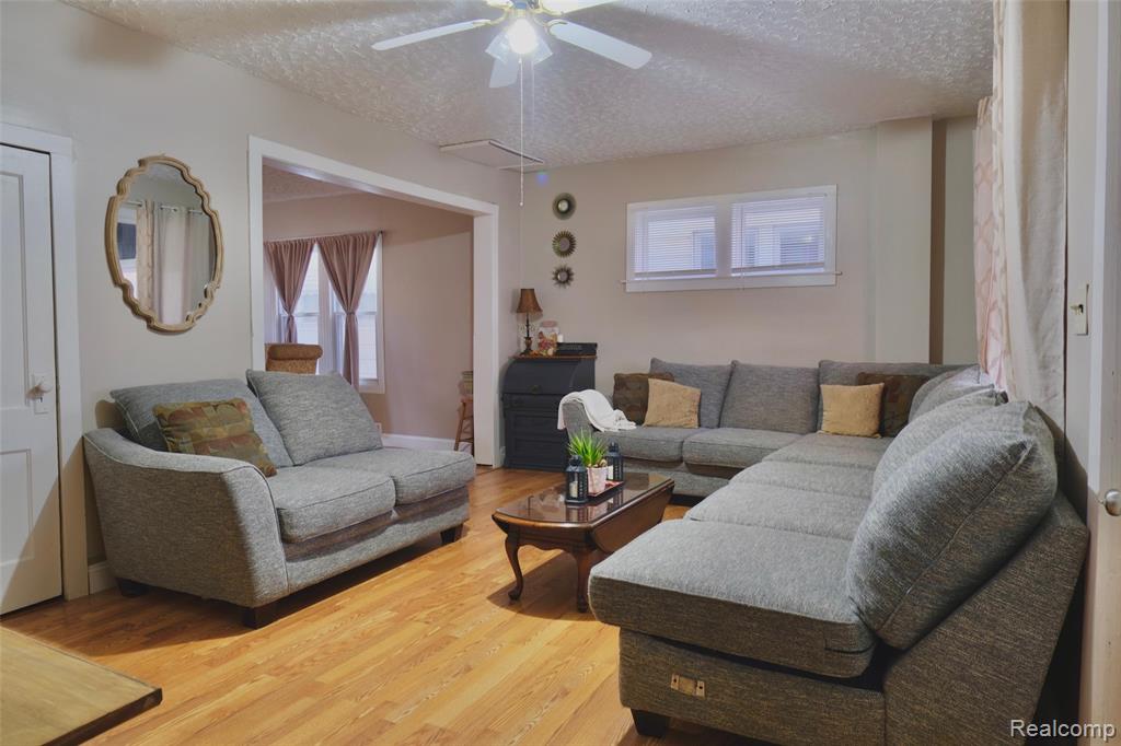 54 Abbott Street, River Rouge, MI 48218 — Photo 4
