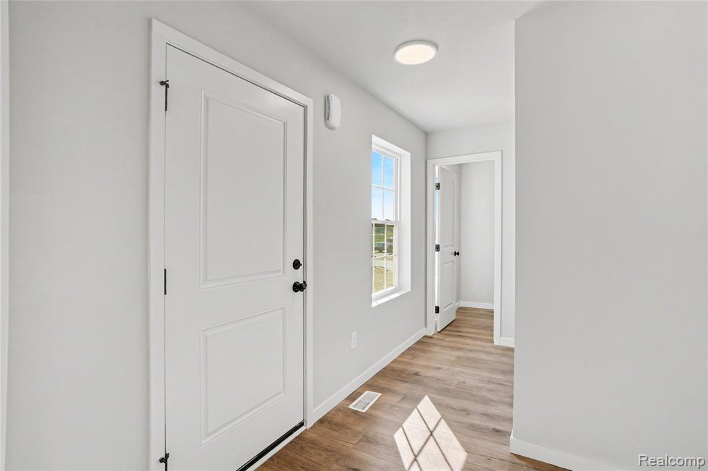 6044 Lahring Road, Linden, MI 48451 — Photo 11
