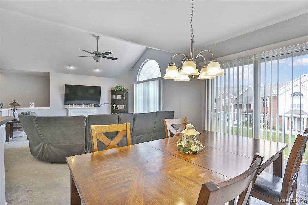 51699 ADLER PARK Drive W, Chesterfield, MI — Photo 11