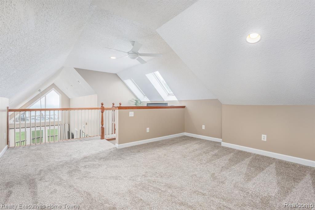 50731 Harbour View Drive N, 26, New Baltimore, MI 48047 — Photo 35