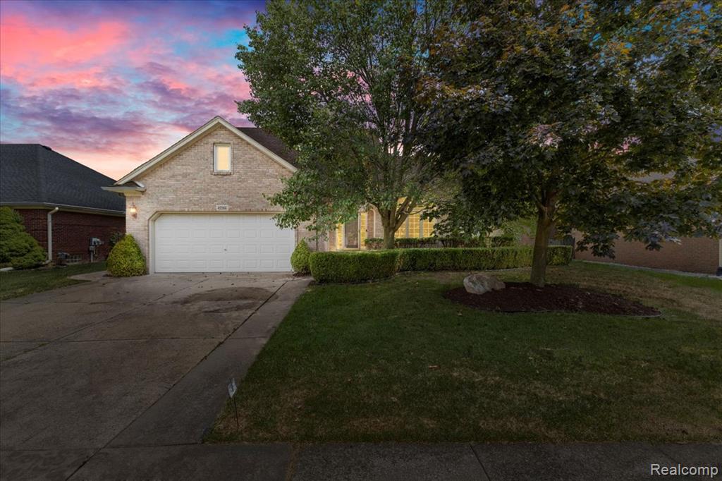 49366 Briar Pointe Dr. Drive, Macomb, MI 48044 — Photo 2