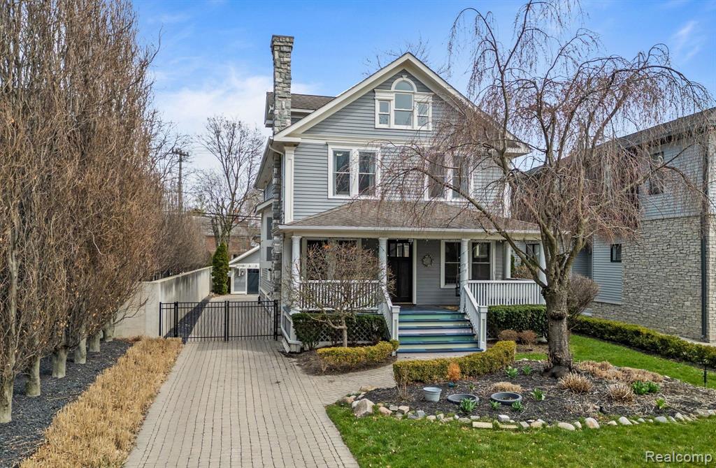 731 S BATES Street, Birmingham, MI 48009 — Photo 3