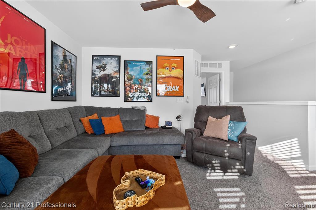 54407 Heron Circle, New Baltimore, MI 48047 — Photo 27