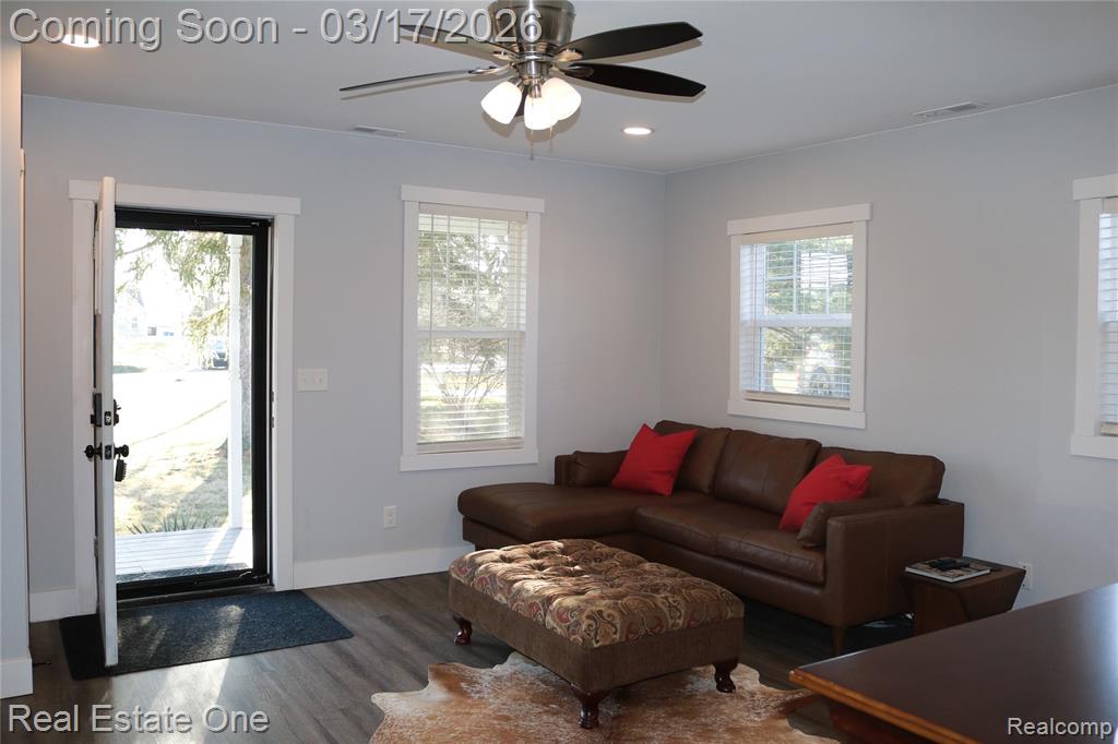 11068 N Fenton Road, Fenton, MI 48430 — Photo 7