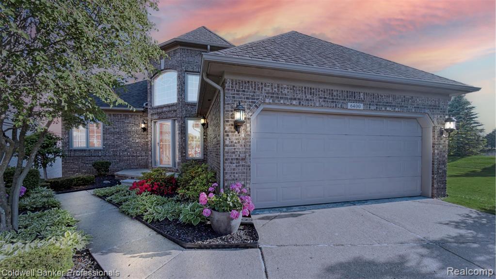6400 Copper Creek Drive W, Washington, MI — front exterior