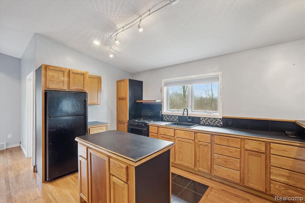 4434 N JENNINGS Road, Flint, MI 48504 — Photo 43