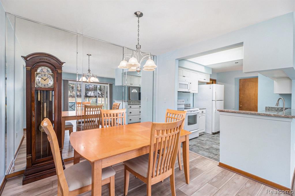 49593 LAUREL HEIGHTS Court, 87, Shelby Twp, MI 48315 — Photo 9