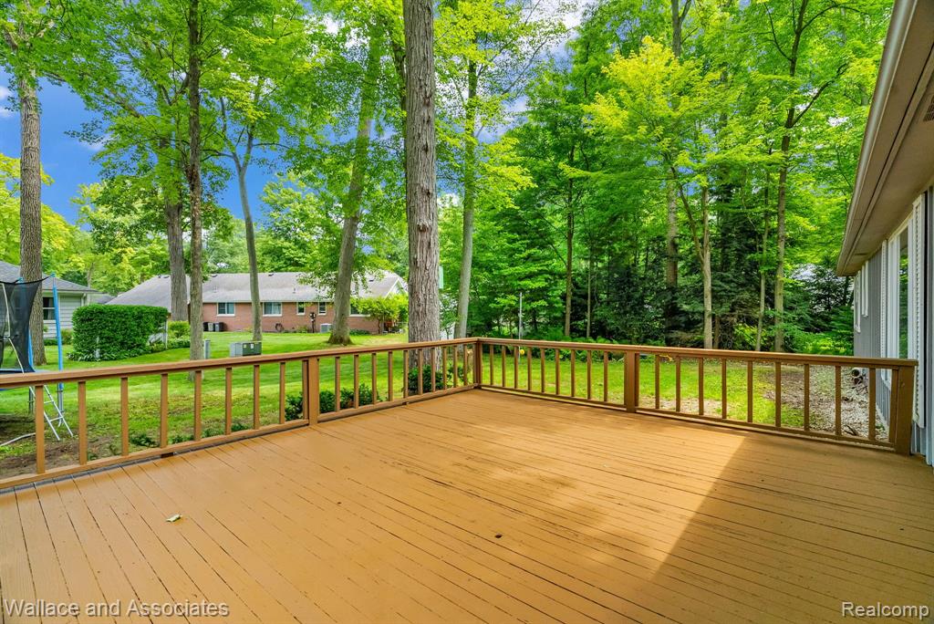 4290 GUILFORD Lane, Fort Gratiot, MI 48059 — Photo 45