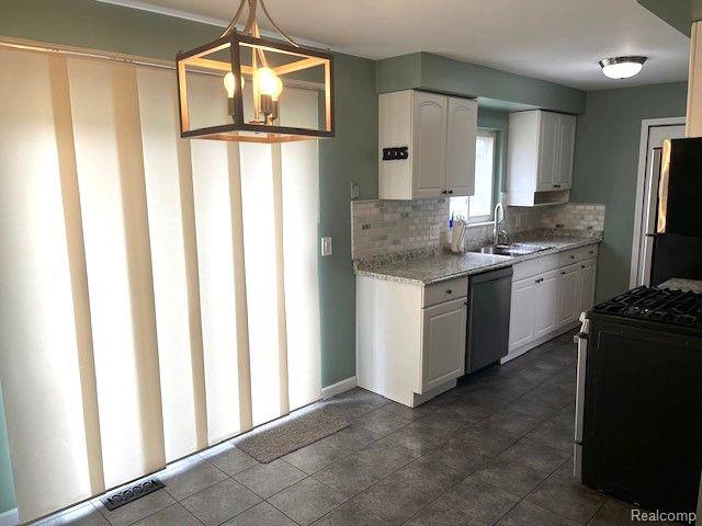 5601 ELMGROVE Avenue, Warren, MI 48092 — Photo 5