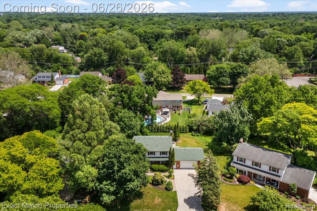 6737 Alderley Way, West Bloomfield, MI — Photo 59