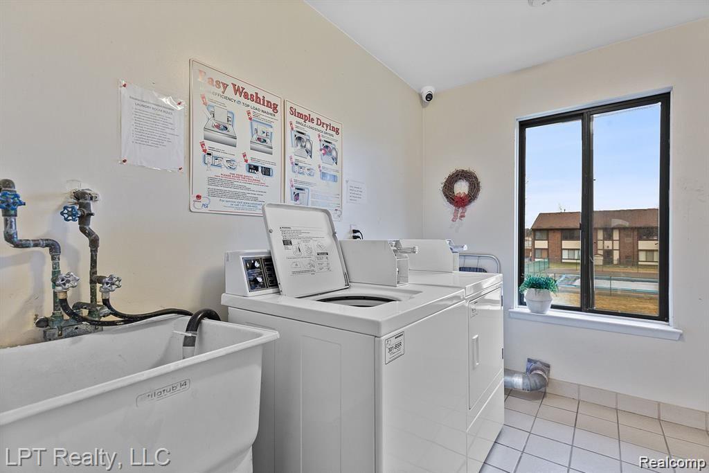 4973 E 10 Mile Road, 8, Warren, MI 48091 — Photo 19