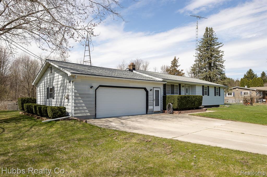 6357 TURNER Road, Flushing, MI 48433 — Photo 2