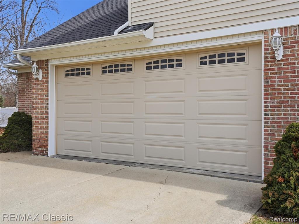 32320 Lespedeza Avenue, Garden City, MI — Photo 37