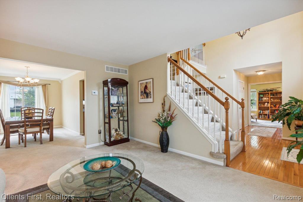 43872 N TIMBERVIEW Drive, Belleville, MI 48111 — Photo 5