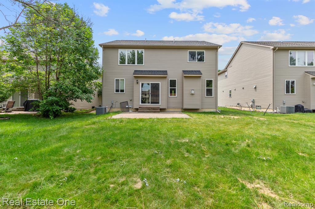 68 Biltmore Drive, Troy, MI 48084 — Photo 41
