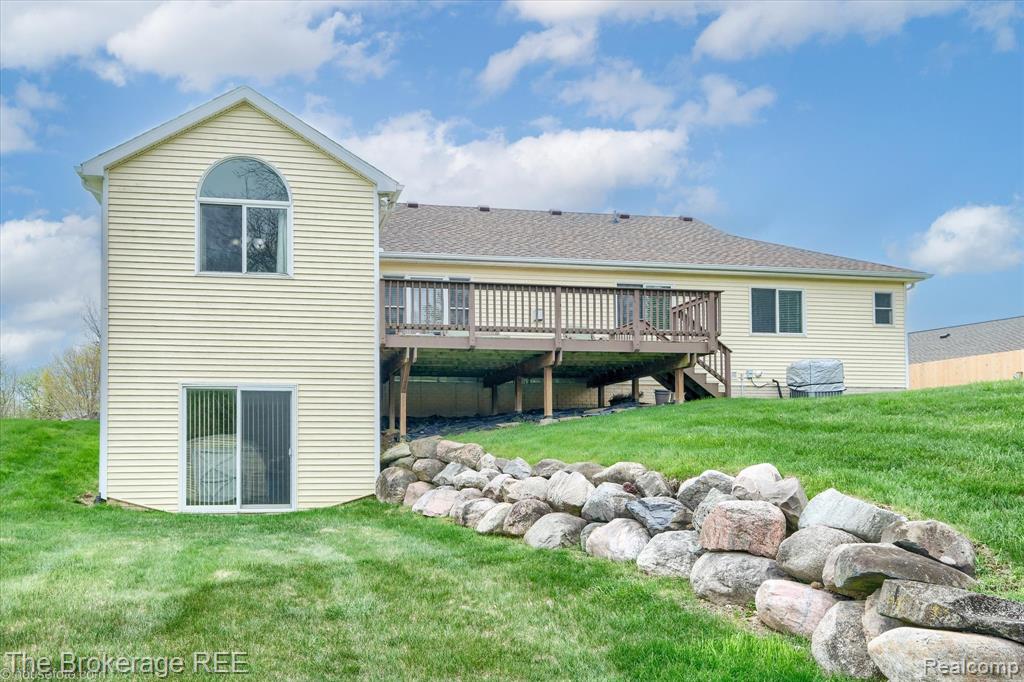 10047 Fox Run Drive, Davison, MI 48423 — Photo 3