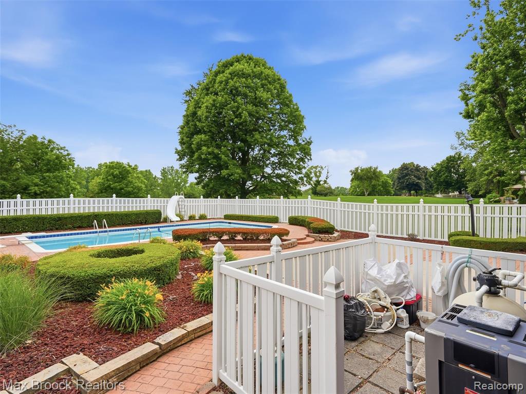 68163 Frampton Drive, Washington, MI 48095 — Photo 57