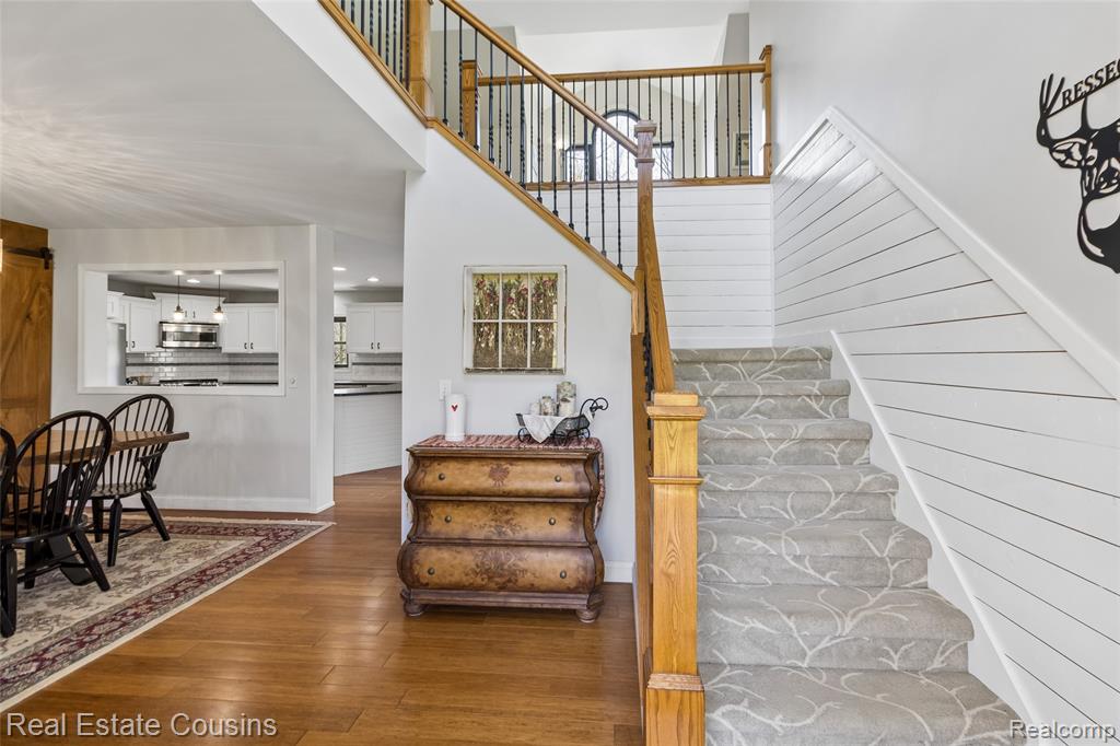 7249 Driftwood Drive, Fenton, MI 48430 — Photo 4