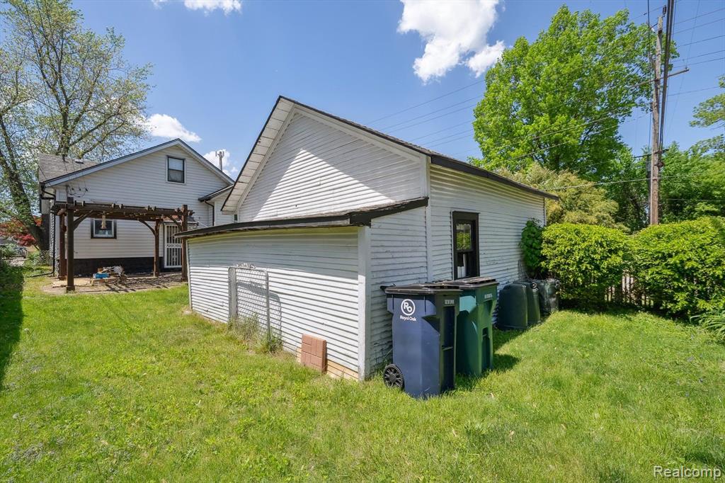 601 S Kenwood Avenue, Royal Oak, MI 48067 — Photo 32