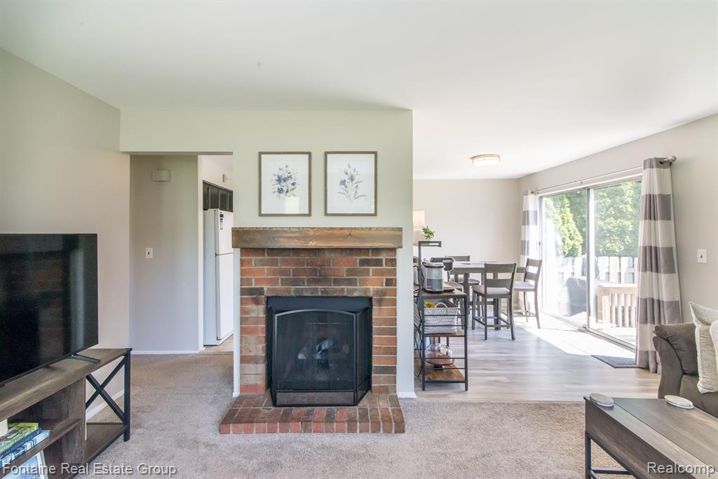 24606 BASHIAN Drive, Novi, MI — Photo 7