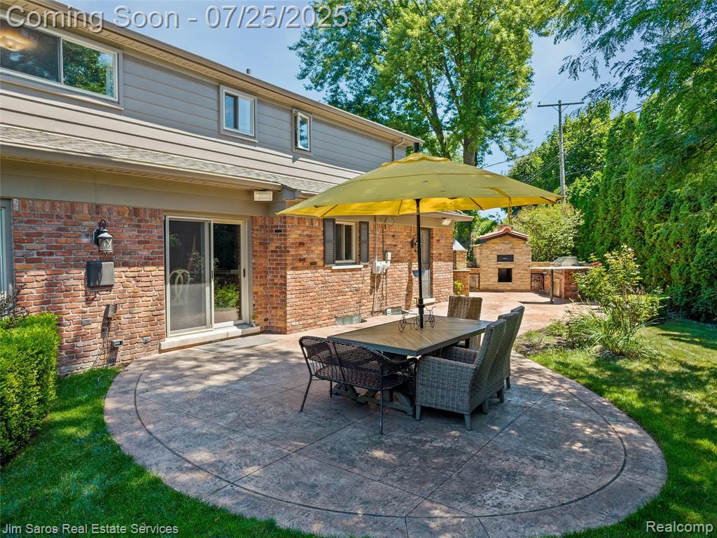 753 Perrien Place, Grosse Pointe Woods, MI 48236 — Photo 27